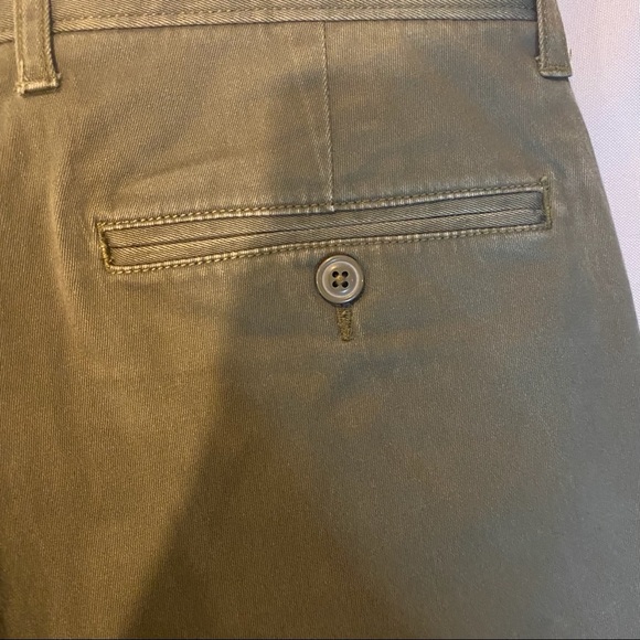 J.Crew Men’s Straight-Fit Stretch Olive Khaki Pant - Picture 9 of 10